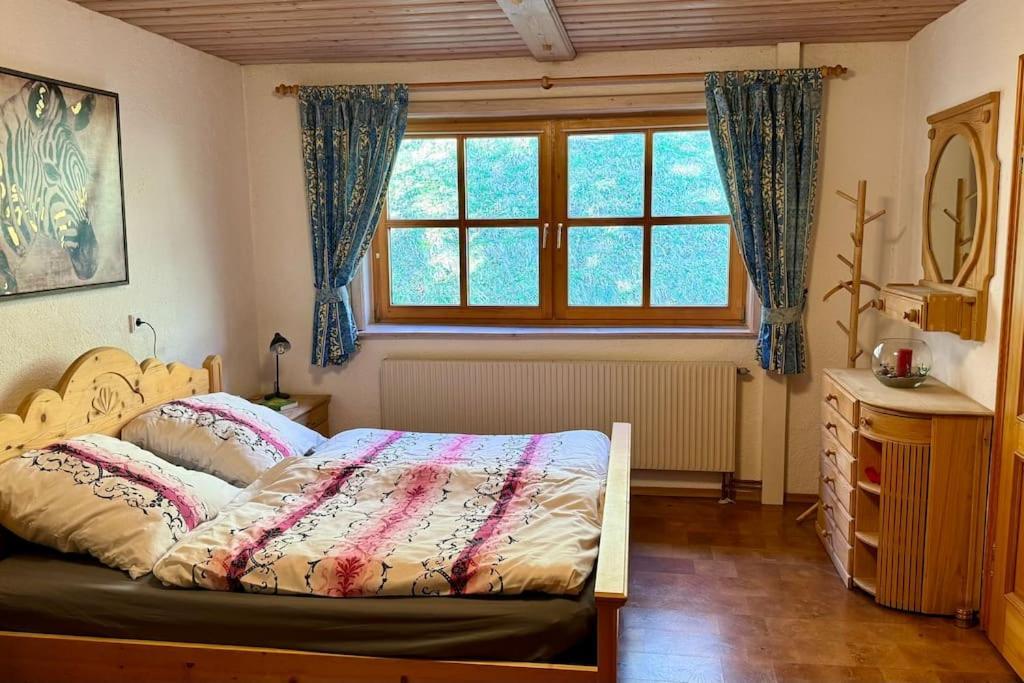 Romantisches Alpenchalet - Mit Sauna Und Kamin - Ruhig Und Zentral Bad Tölz Eksteriør billede