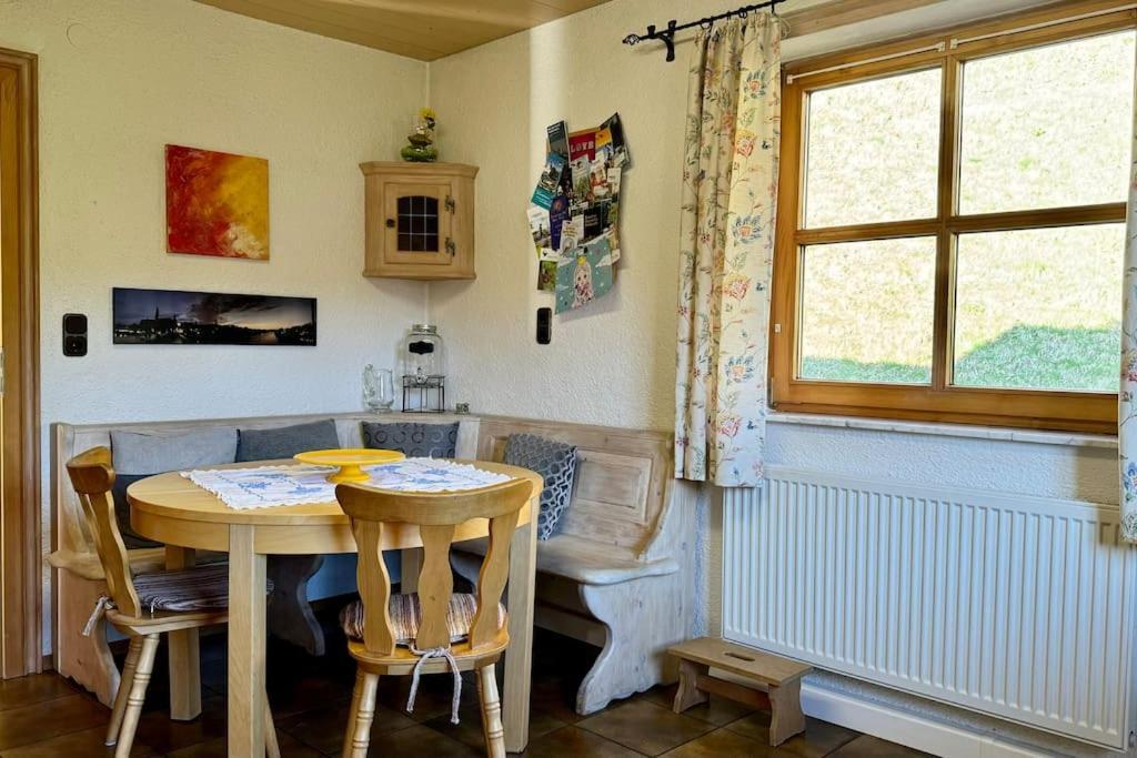 Romantisches Alpenchalet - Mit Sauna Und Kamin - Ruhig Und Zentral Bad Tölz Eksteriør billede