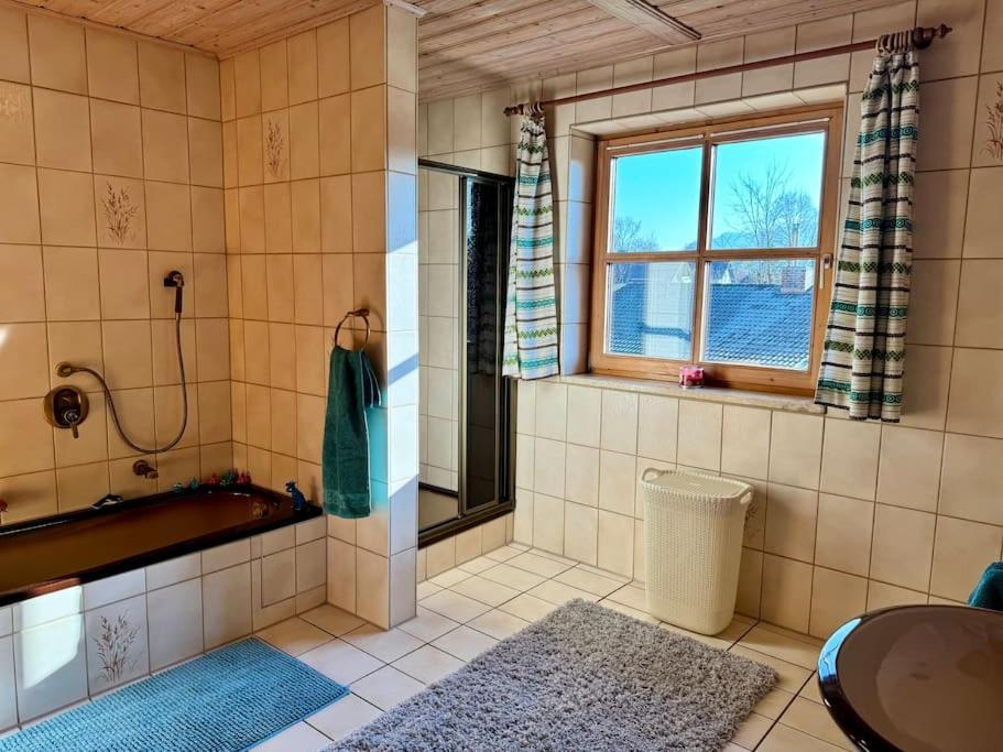 Romantisches Alpenchalet - Mit Sauna Und Kamin - Ruhig Und Zentral Bad Tölz Eksteriør billede