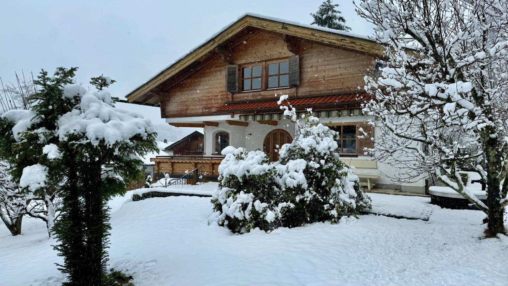 Romantisches Alpenchalet - Mit Sauna Und Kamin - Ruhig Und Zentral Bad Tölz Eksteriør billede